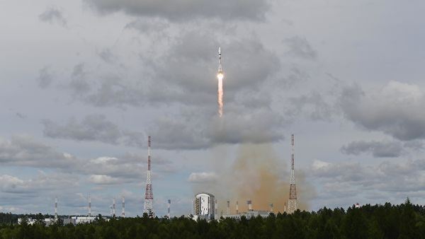 <br />
Запущенные с Плесецка российские военные спутники взяты на управление<br />
