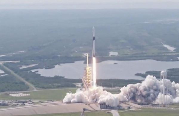 <br />
Портал сообщил о переносе запуска ракеты Falcon 9 минимум на сутки<br />
